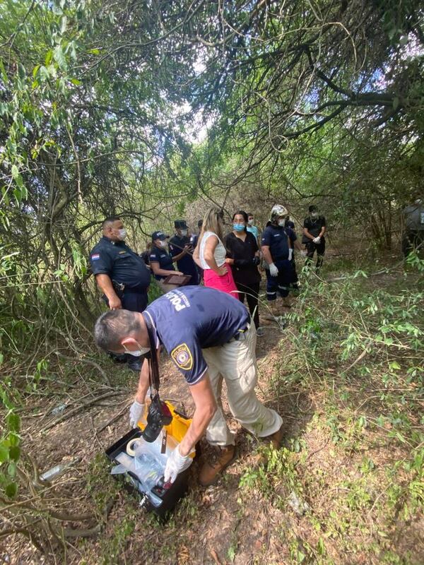 Hallan restos putrefactos de presunto feminicida en Ypané - Policiales - ABC Color