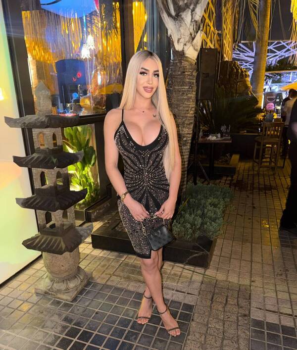 “La del dinero soy yo”, respondió a chismosos ñaña