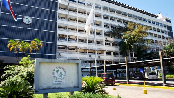 Ex consejero de IPS asegura que heredó 14 funcionarios por cargos de confianza