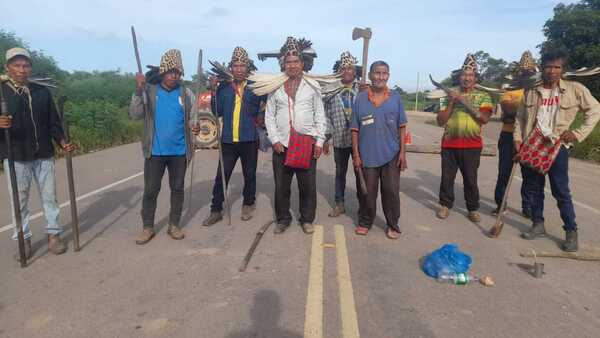 Ayoreos mantendrán bloqueo de ruta en Alto Paraguay en reclamo de víveres y obras paralizadas