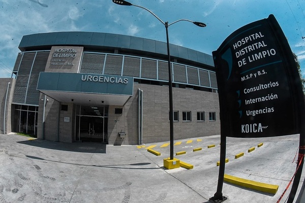 Muere paciente en hospital de Limpio y lo sepultan sin avisar a sus parientes