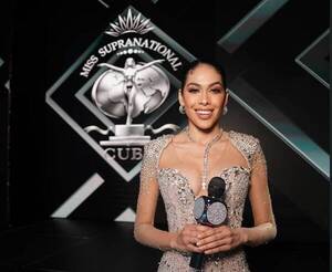 [VIDEO] ¡Apenamí! Miss Paraguay hizo de presentadora