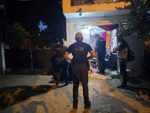 Usaban peluquería de «pantalla» para vender droga: una mujer es detenida