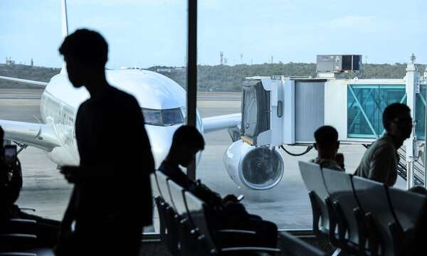 Tickets más caros: trepa el costo del combustible de aviación  - Mundo - ABC Color