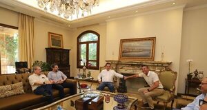 Internautas piden que Horacio Cartes envíe un mensaje en video sobre su estado de salud - Canal-E