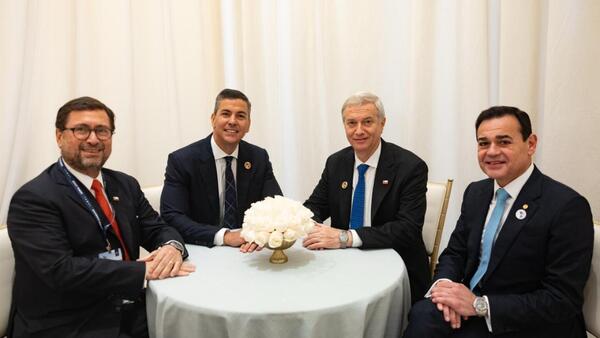 Peña participó en Chile de toma de mando de José Antonio Kast