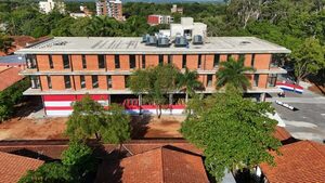 FIUNA inaugura dos modernos laboratorios financiados por Itaipú - ADN Digital