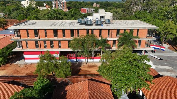 FIUNA inaugura dos modernos laboratorios financiados por Itaipú - ADN Digital