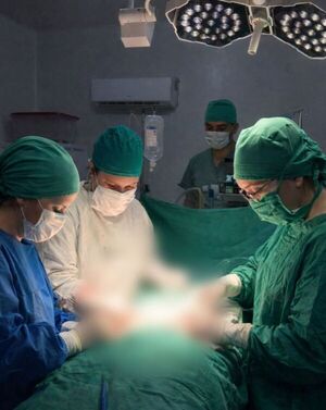 Exitosa cirugía en San Ignacio: extirpan quiste de más de cuatro kilos a una paciente