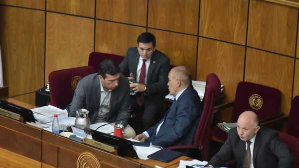 Senado se ratifica y eleva a 15 años pena máxima a adolescentes