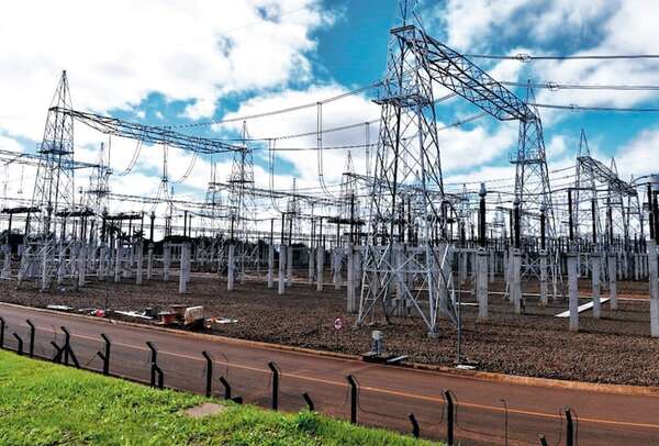 ¿Por qué y cómo se concretará el vaciamiento de la ANDE? - Economía - ABC Color