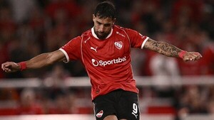 Gabriel Ávalos: racha goleadora en Independiente y la expectativa por la Albirroja