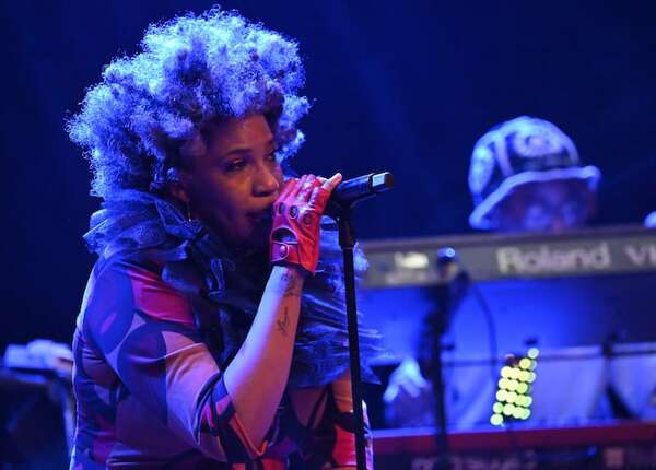 Macy Gray ofrece una noche cargada de groove y carisma en Asunción - Música - ABC Color