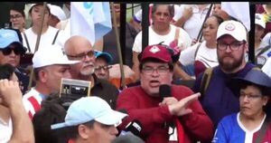 Para docentes, cambios en reforma fiscal es una "victoria parcial"