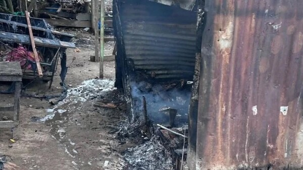 Mientras él se fue a curarse una herida, ella moría quemada