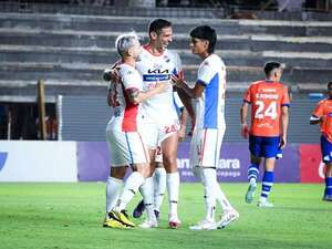 Nacional: Roque, resta académica - Nacional - ABC Color