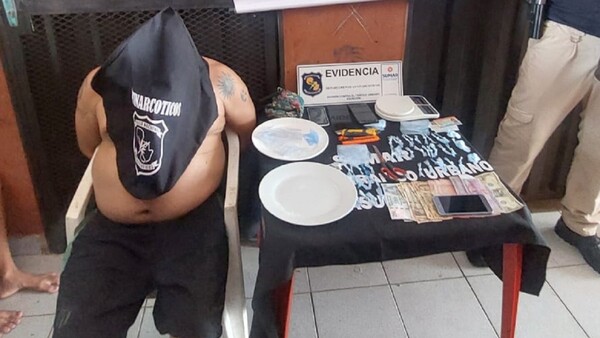 Cae supuesto vendedor a menudeo de estupefacientes en el barrio San Francisco