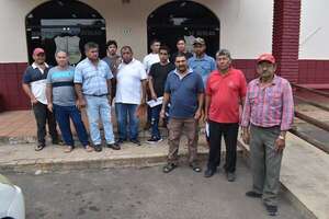 Algas paralizan la pesca en el Paraná y solicitan ayuda a la EBY - Nacionales - ABC Color