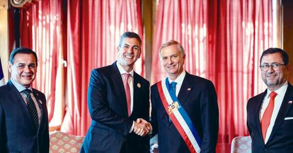 La Nación / Peña participó de toma de mandato de Kast en Chile