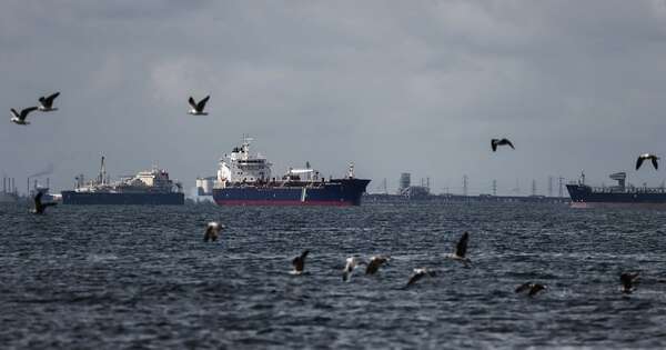 La Nación / Guerra de desgaste: Irán ataca infraestructuras petroleras en el Golfo