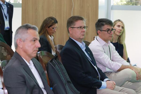 Empresarios de Finlandia llegan a Paraguay tras visita de Santiago Peña y exploran inversiones