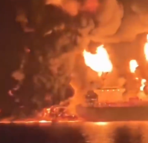 Irán atacó dos buques petroleros extranjeros en Irak; un muerto y 38 rescatados