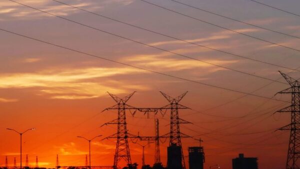 Jueves caluroso con máximas de 34 °C y alta humedad