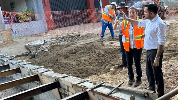 Concejal liberal promete presentar pedido de interpelación contra Luis Bello tras ausentarse en sesión
