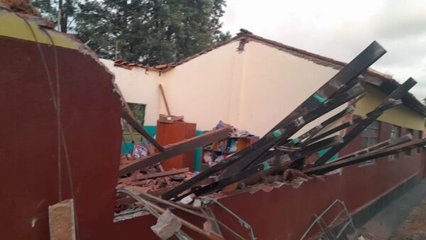 Derrumbe de techo en escuela en Caaguazú