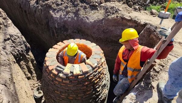 Deuda del Estado con constructoras trepa a USD 360 millones y frena obras en todo el país