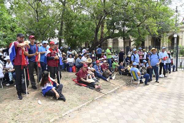 ¿Pudo repetirse el “Marzo Paraguayo”? Riera responde a advertencia de “Beto” Ovelar - Política - ABC Color