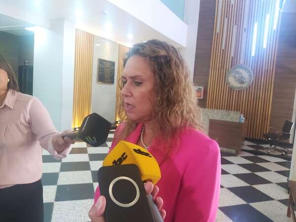 Cartistas no quieren rendir cuentas en año electoral, lamenta diputada tras rechazo de interpelación de Bello - Política - ABC Color