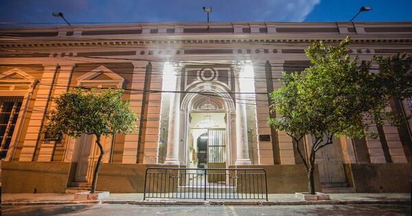 La Nación / El Colegio Dante Alighieri celebra 131 años con un concierto en honor a Verdi