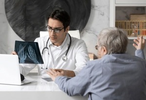 El Hospital de Mariscal Estigarribia incorpora especialista en Reumatología