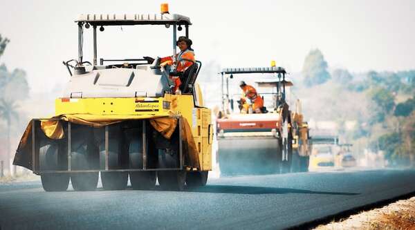 ¿Empleos en riesgo por deudas con constructoras? Esto responde un economista - Nacionales - ABC Color