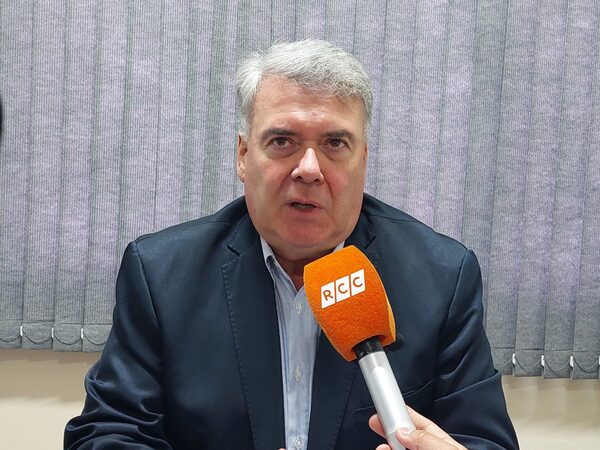 La Defensoría del Pueblo busca destrabar la compra de medicamentos mediante amparos y gestión con el MEF