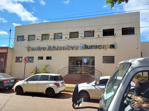 Suspenden clases en el Centro Educativo Municipal de CDE ante posible caso de meningitis - ADN Digital