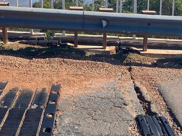 Juntas de dilatación del puente Nanawa precisan ser reparadas o cambiadas   - Nacionales - ABC Color