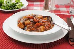 Cocina fácil: guía para hacer un reconfortante guiso de carne - Gastronomía - ABC Color