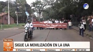 Movilización de la UNA: docentes exigen inclusión en jubilación escalonada