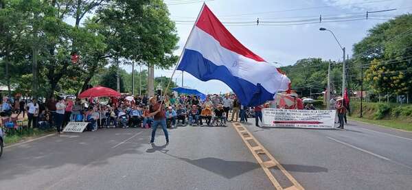 Docentes cuestionan reforma de la Caja Fiscal y advierten que la ley es “legal, pero no justa” - Nacionales - ABC Color