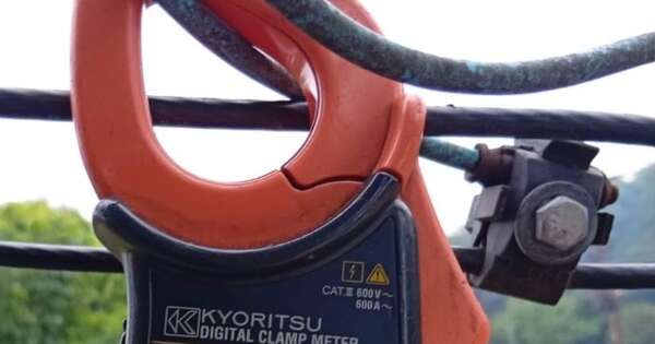 Diario HOY | Detectan conexión irregular de energía eléctrica en local gastronómico de Paraguarí