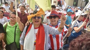 Docentes convocaron a nueva movilización