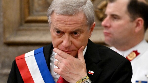 Kast ordena construir muro y reforzar seguridad fronteriza