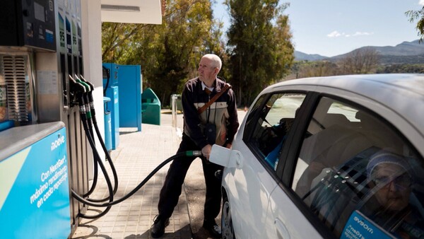 La guerra lleva los precios del crudo a superar los USD 100