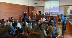 La Nación / Che Róga Porã en Málaga, con auditorio repleto de compatriotas