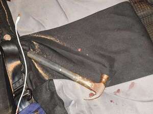 Ñemby: conductor vuelca tras ser golpeado con martillo en aparente intento de asalto - Policiales - ABC Color