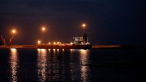 EE.UU autorizó venta temporal de petróleo ruso para aliviar mercado energético