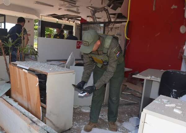 Inteligencia policial alerta sobre posible megaasalto similar al caso Prosegur  - ABC en el Este - ABC Color