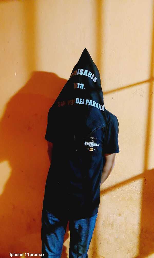 Detienen a joven que intentaba ingresar a una vivienda en San Pedro del Paraná